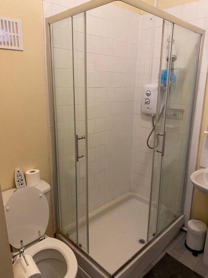 Whitchurch Shropshire Town Duplex Flat מראה חיצוני תמונה